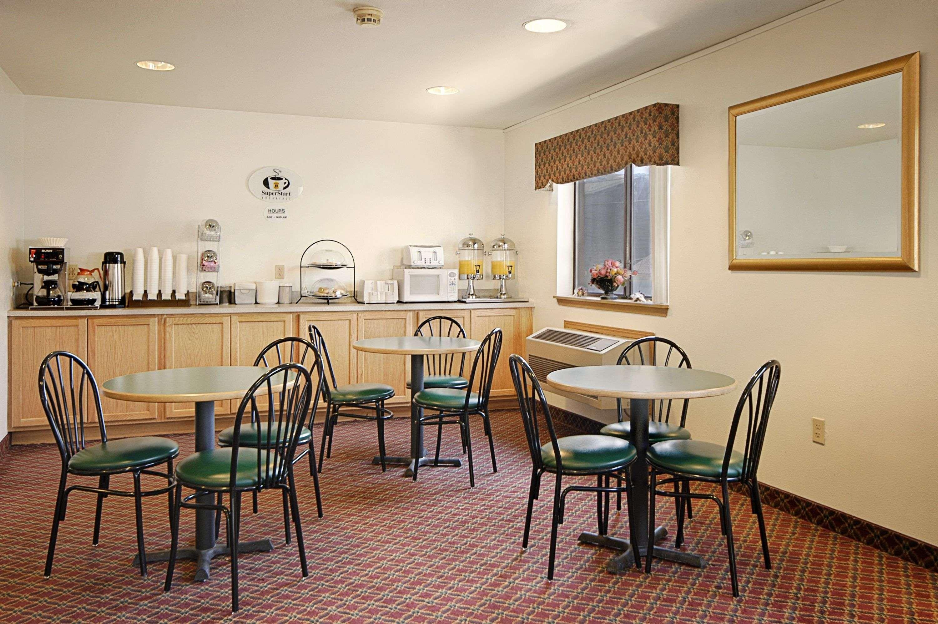 Motel Ramada By Wyndham Harrisburg Hersey 2*