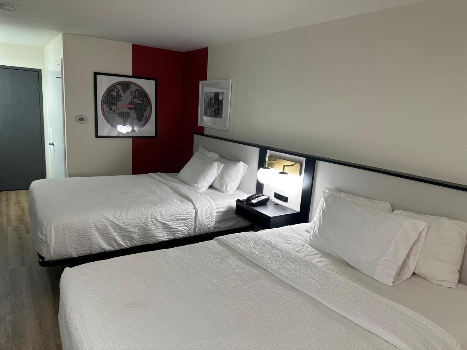Ramada By Wyndham Harrisburg Hersey 2*