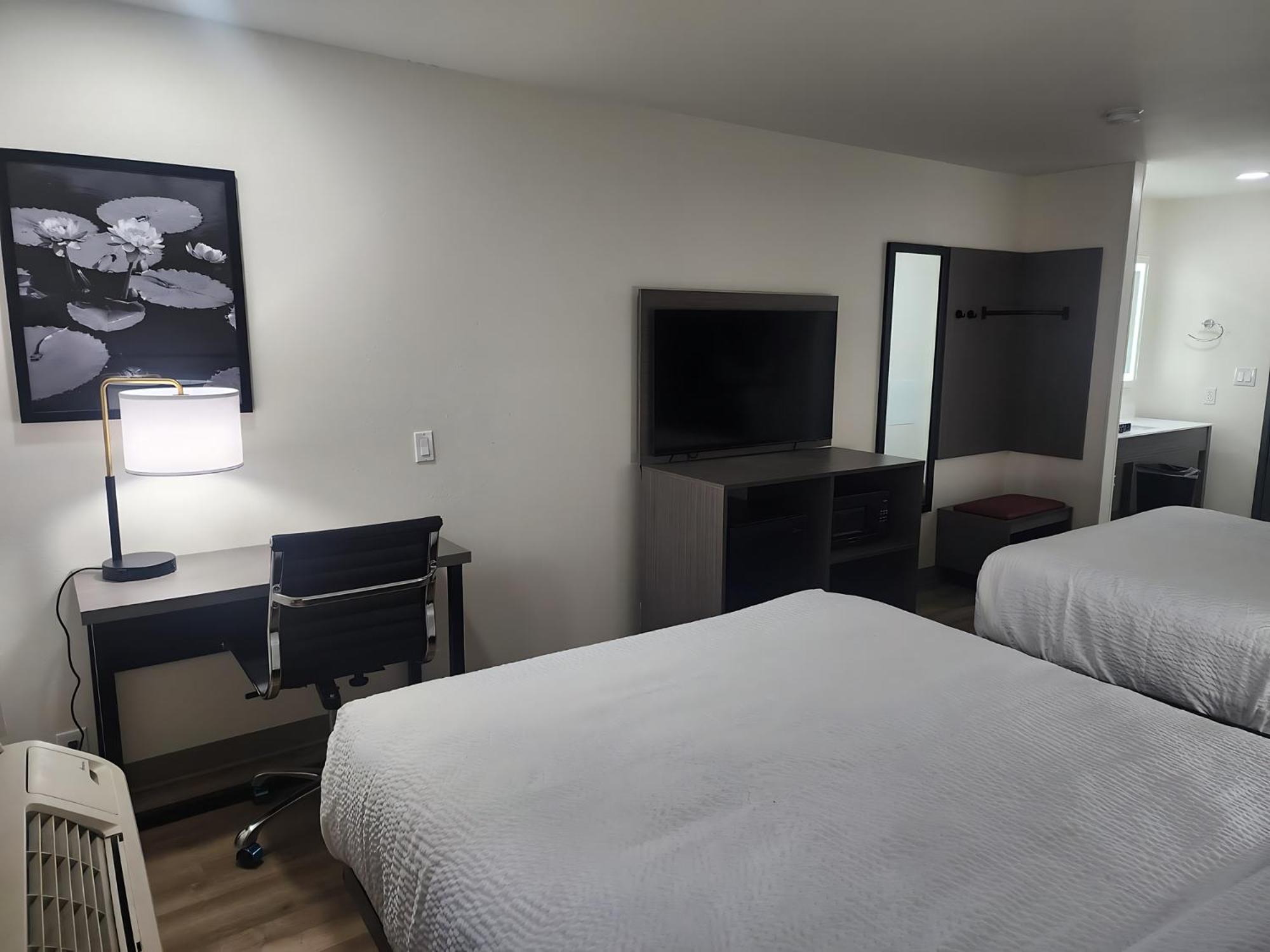 Ramada By Wyndham Harrisburg Hersey Motel 2*
