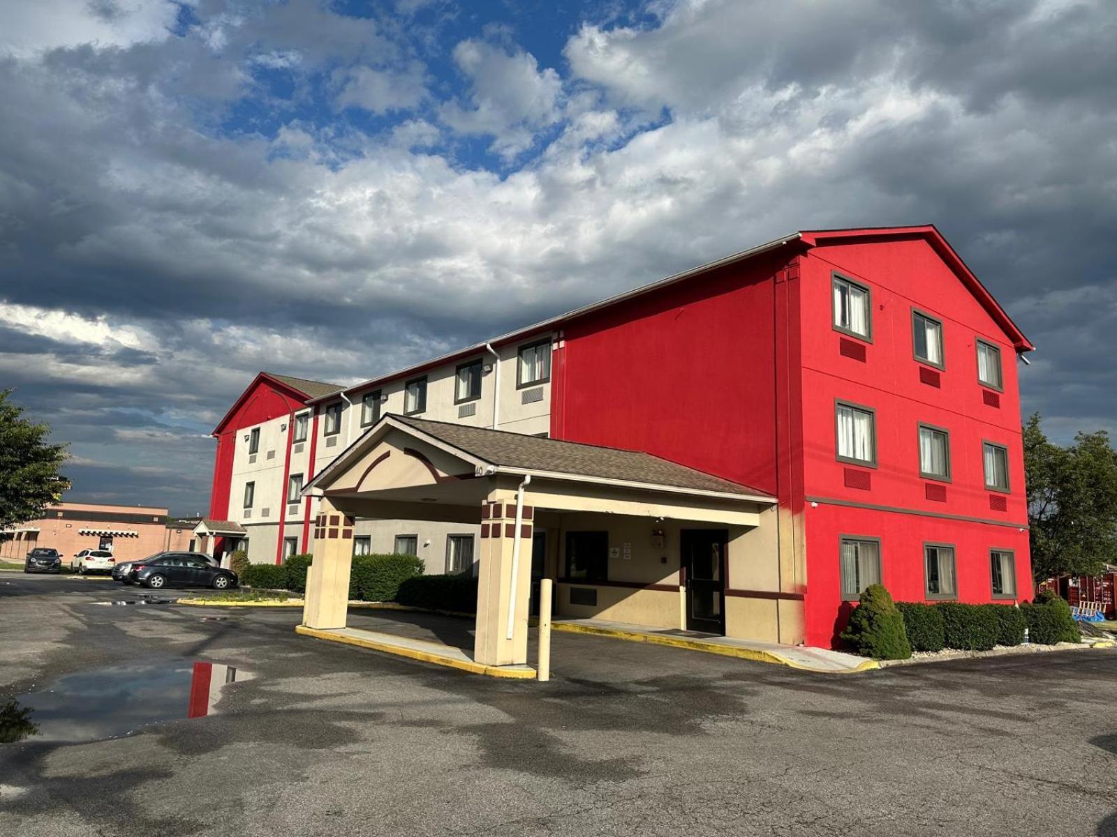 Ramada By Wyndham Harrisburg Hersey Motel York